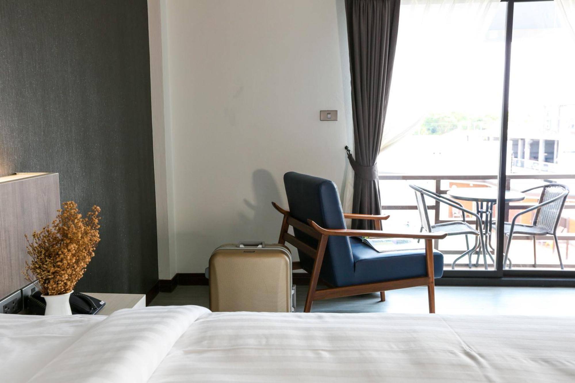 Socool Grand Hotel Nang Rong Exterior photo